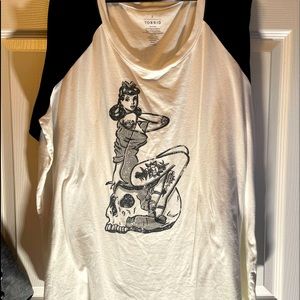 Mid sleeve Pin up woman shirt